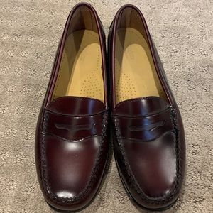 Bass Weejun Penny Loafers Never Worn